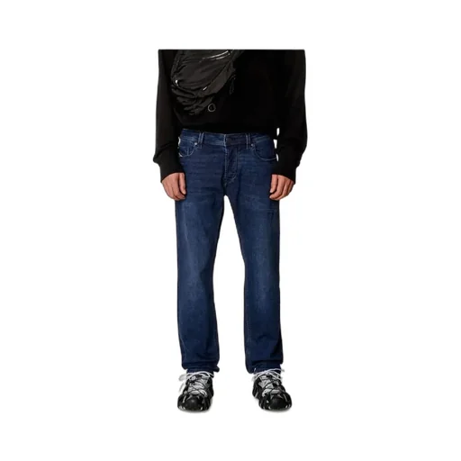 1986 Larkee-Beex Logo Patch Tapered Jeans