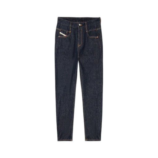 Belt-Loop Jeans