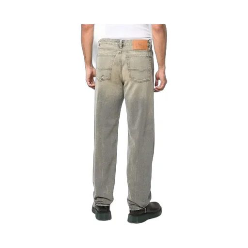 1995 Straight-Leg Jeans