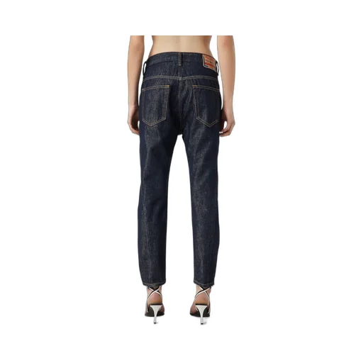 Belt-Loop Jeans