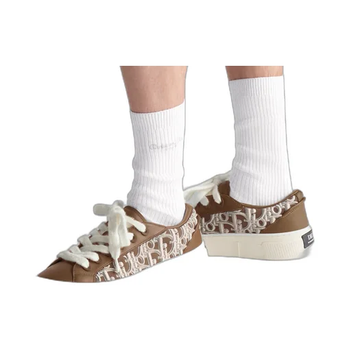 B33 Spin Sneaker - Limited And Numbered Edition