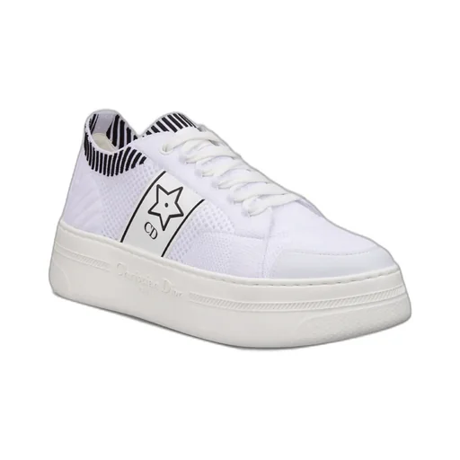 Star Platform Sneaker