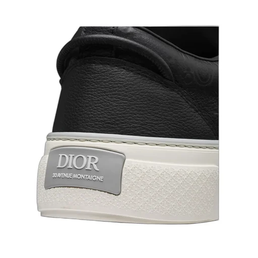B33 Spin Sneaker