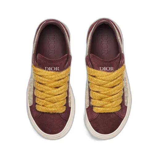 B33 Spin Low-Top Sneaker