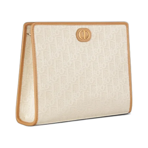 30 Montaigne Dea Pouch