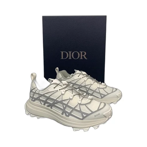 B31 Runner Sneaker