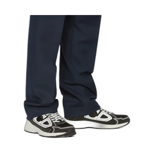 B30 Lace-Up Sneakers