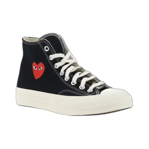 Comme Des Garcons Play