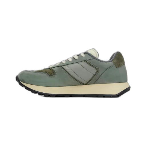 Round Head Lacing Casual Sneakers