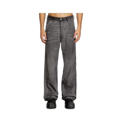 Slant Pockets Straight Jeans