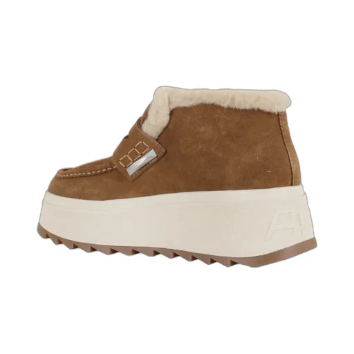 Round-Toe Platform Shoes