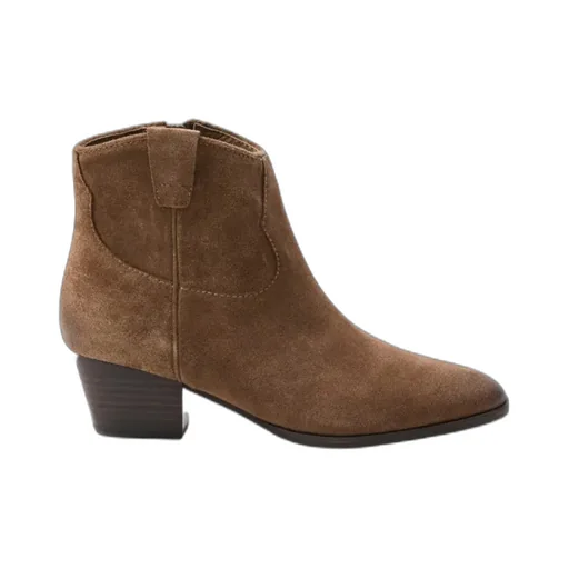 Pointed Ankle Boots