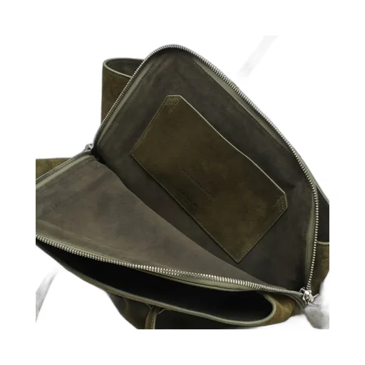 La Passeggiata Medium Shoulder Bag