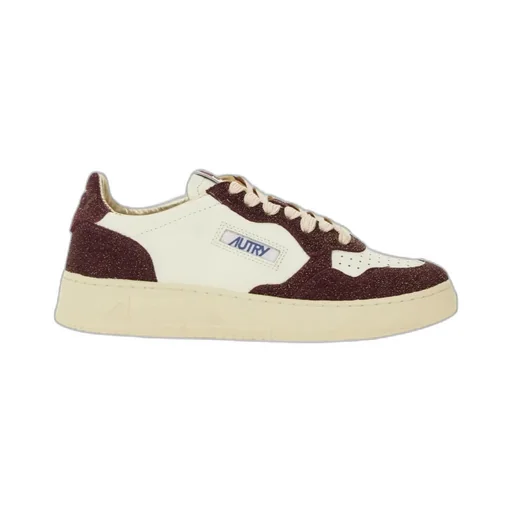 Medalist Low Sneakers