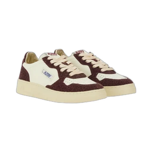Medalist Low Sneakers