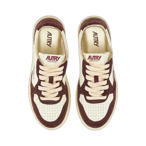 Medalist Low Sneakers
