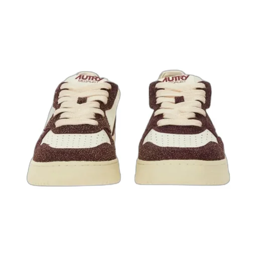 Medalist Low Sneakers