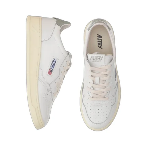 Medalist Low Sneakers