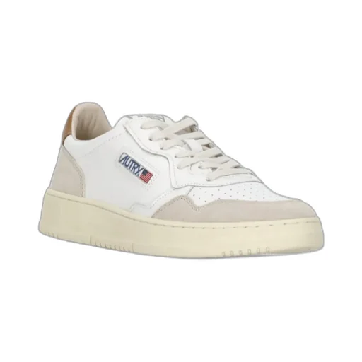 Medalist Low-Top Sneakers