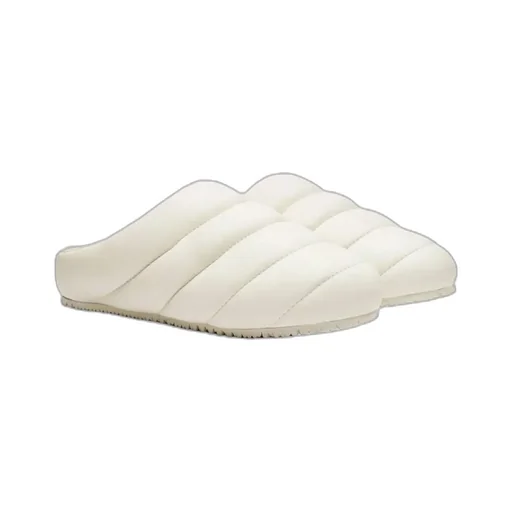Round-Toe Slippers