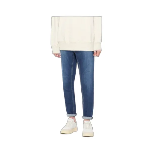 Medalist Low-Top Sneakers