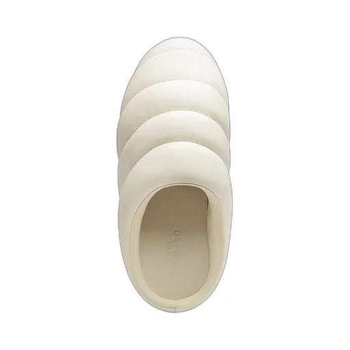 Round-Toe Slippers