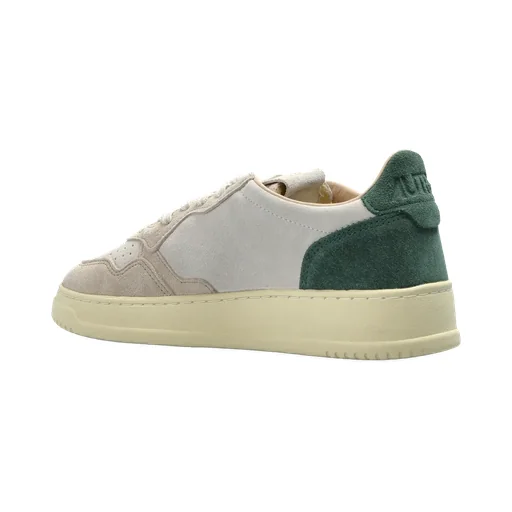 Medalist Low-Top Sneakers