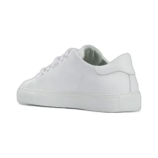 Clean 90 Low-Top Sneakers