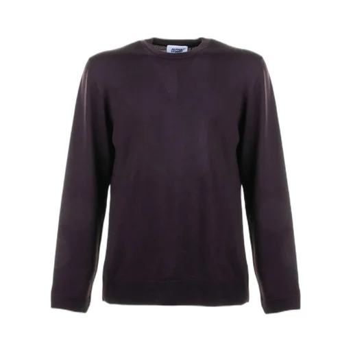 Long-Sleeved Crew Neck Pullover