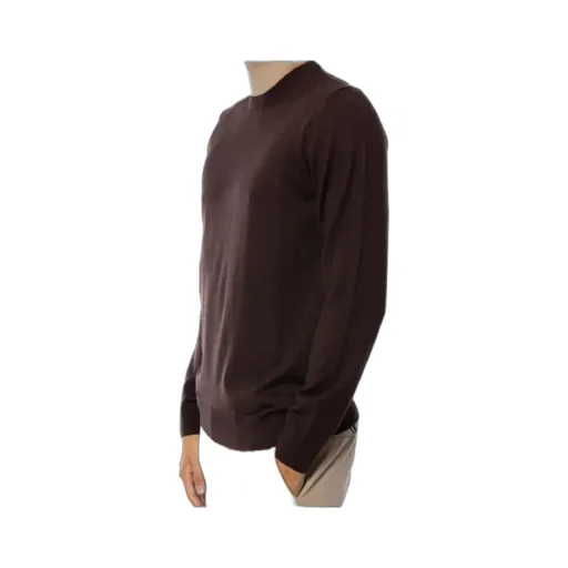 Long-Sleeved Crew Neck Pullover