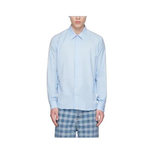 Button-Up Long-Sleeved Shirt