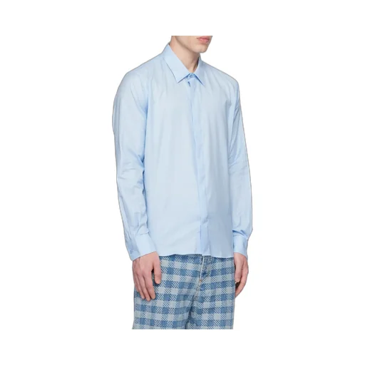 Button-Up Long-Sleeved Shirt