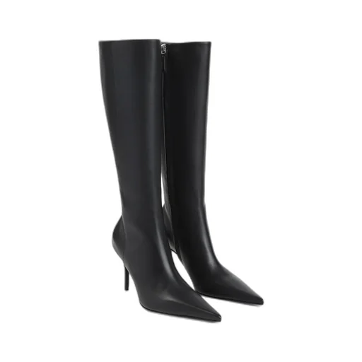 Pointed-Toe Boots