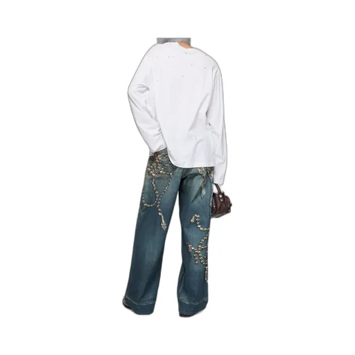 Distressed Loose Fit Jeans