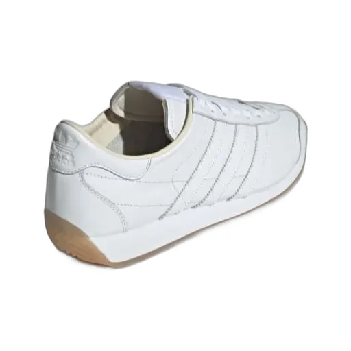 Round-Head Sneakers