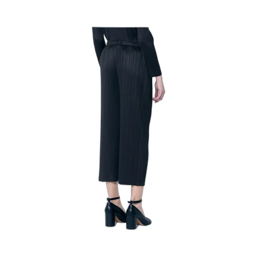 Monthly Colors: December Trousers