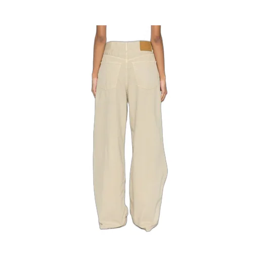 Wide-Leg Jeans