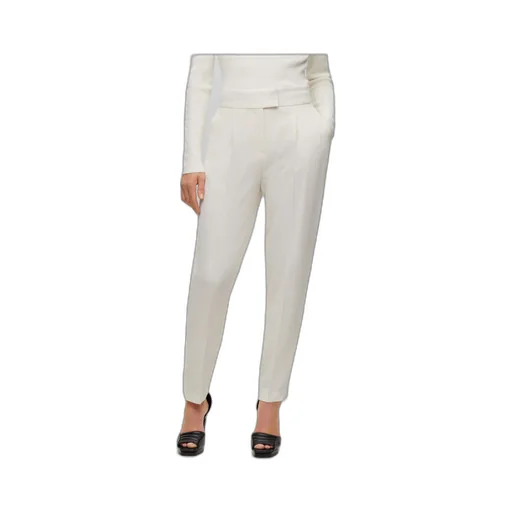 Pleated Detail Tailored Pants