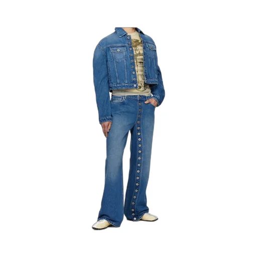 Button-Detail Jeans