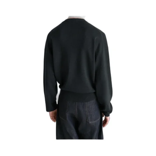 V-Neck Jumper