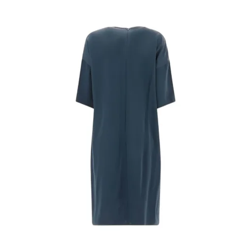 Short-Sleeved Round-Necked Dress