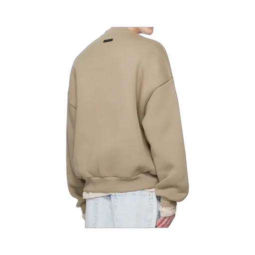 Round Neck Long-Sleeved Sweatshirt