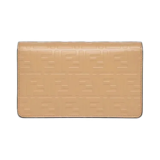 Logo Plaque Chain Linked Wallet