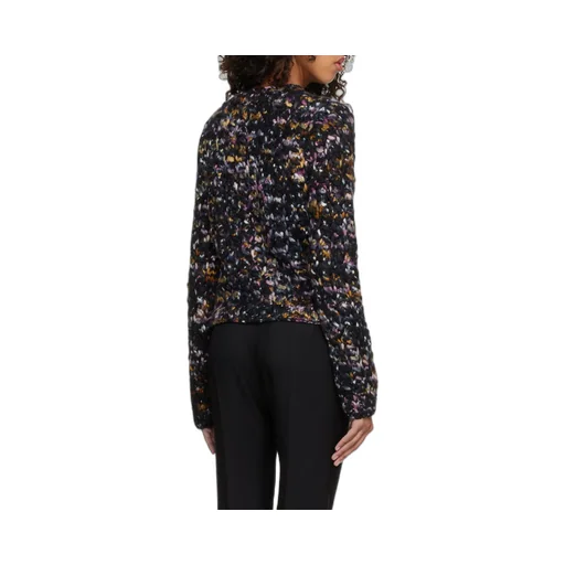 Round-Neck Long-Sleeved Sweater