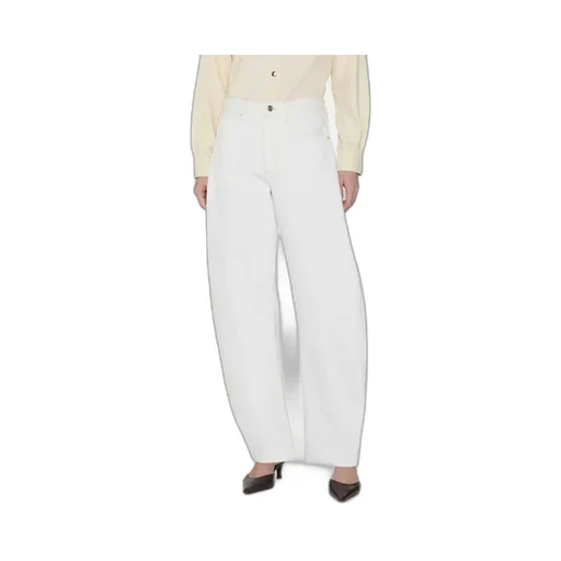 Button Detailed Wide Leg Jeans