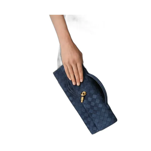 Andiamo Clutch