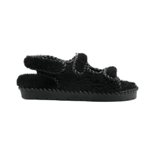 Round-Headed Flat Sandals