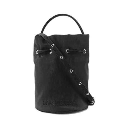 Wheel Drawstring Bucket Bag