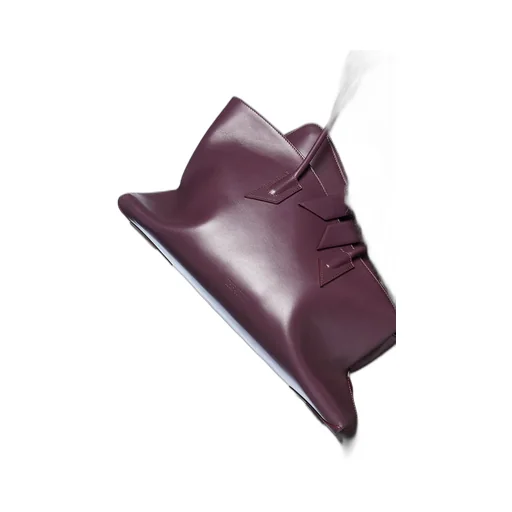 La Passeggiata Medium Tote Bag