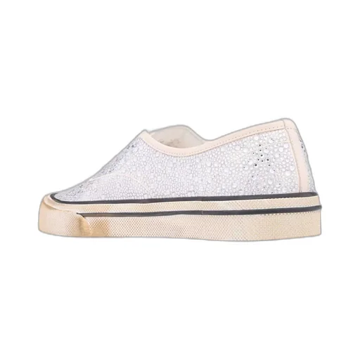 Lacing Low-Cut Skate Shoes